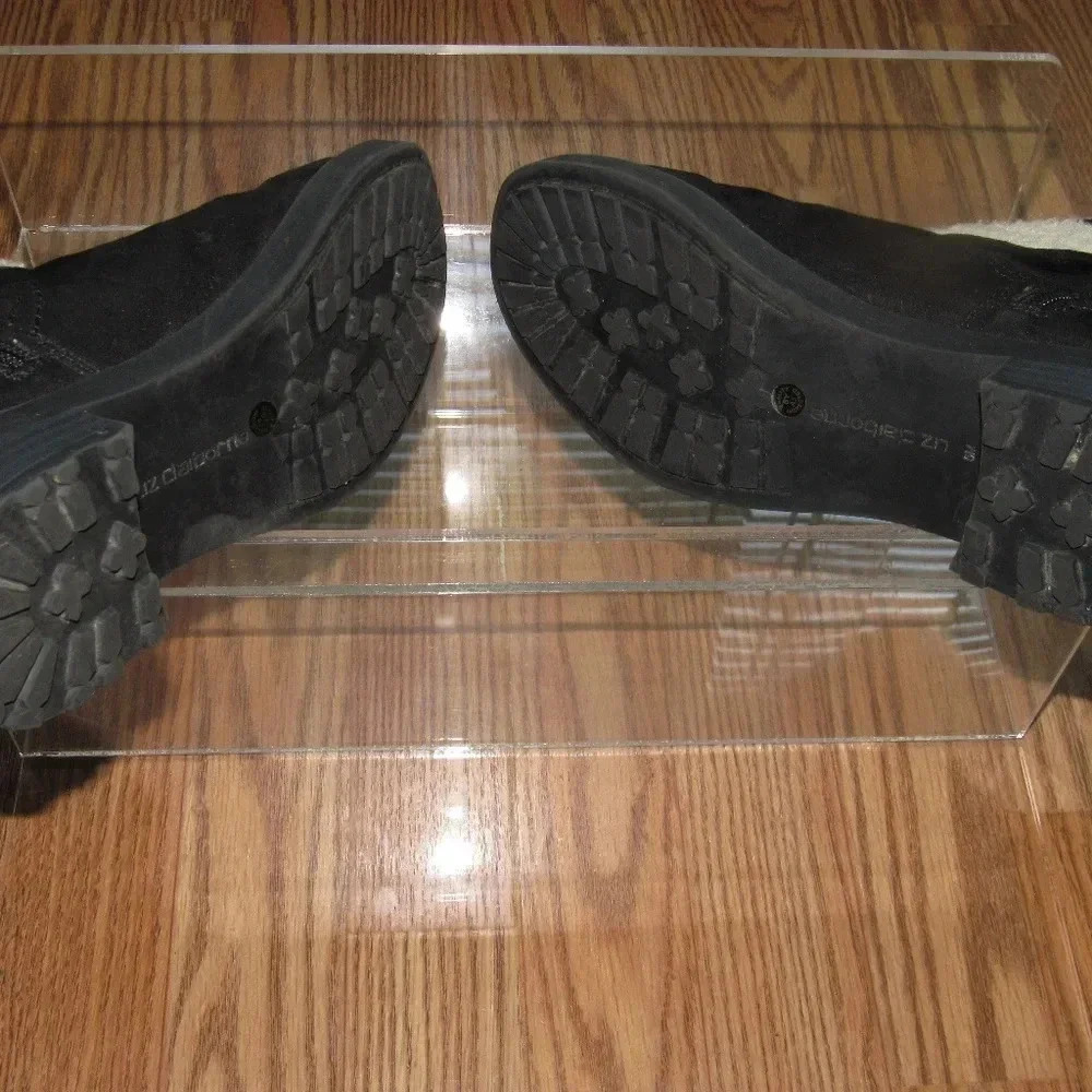 Liz Claiborne Black Zip Ankle Boots Booties Size 6 - Picture 5 of 5